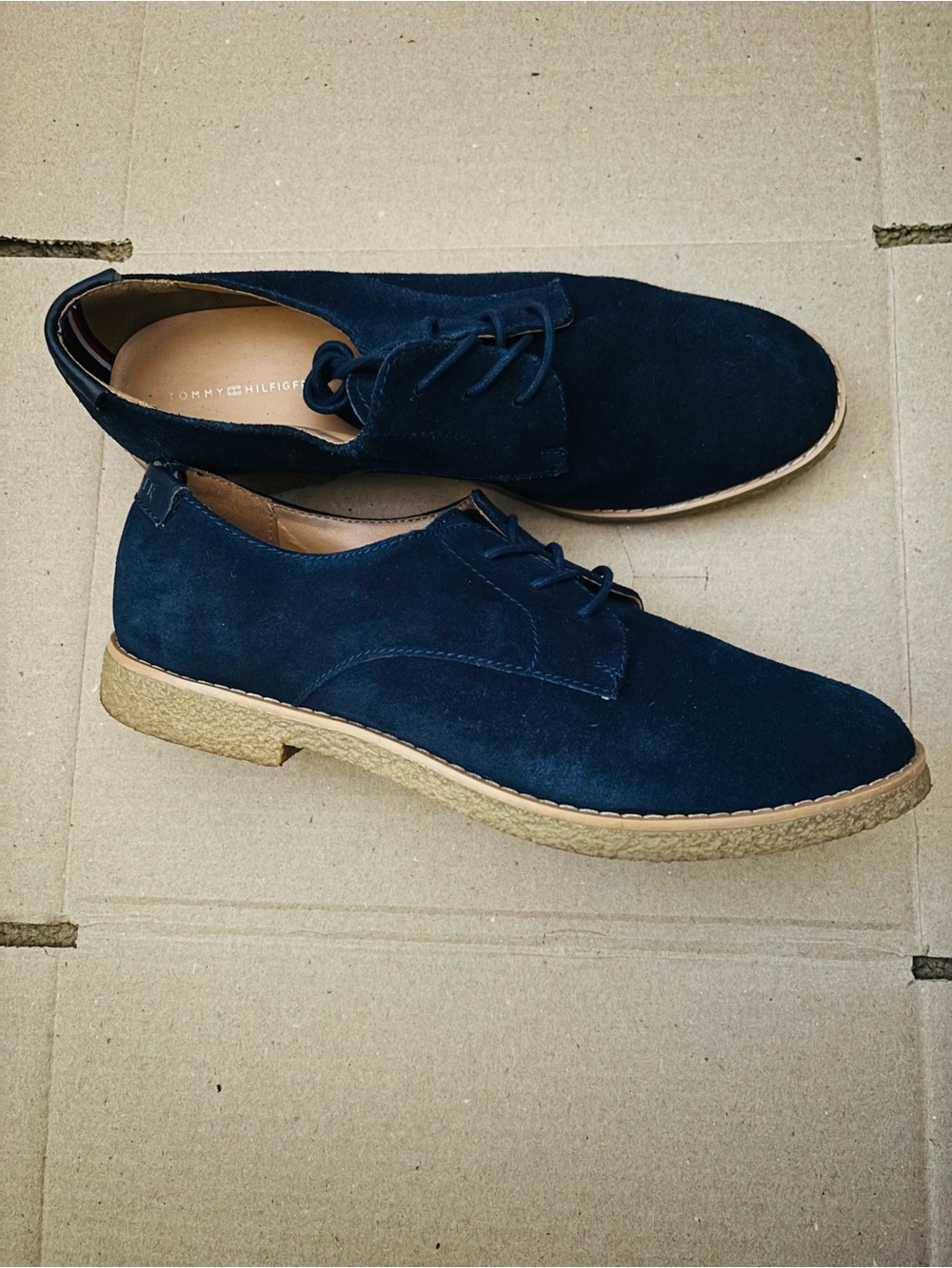 Tommy Hilfiger Navy Suede Oxford Shoes with Crepe Sole